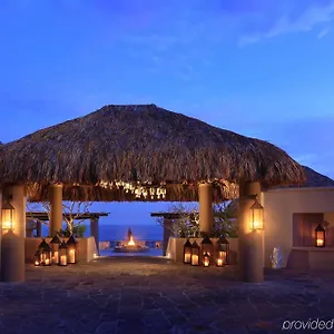 Esperanza, Collection Cabo San Lucas